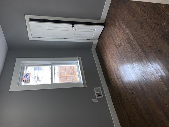 5th image of 44 Clifford St APT 3