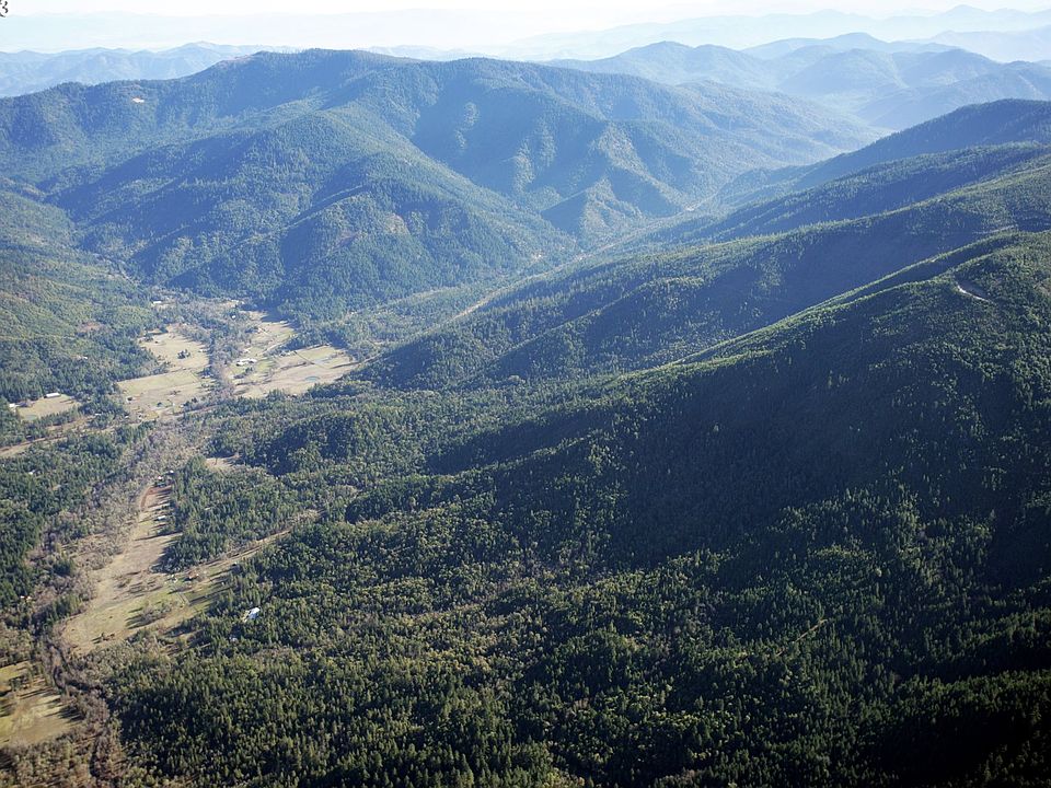 2nd image of Jumpoff Joe Creek Rd