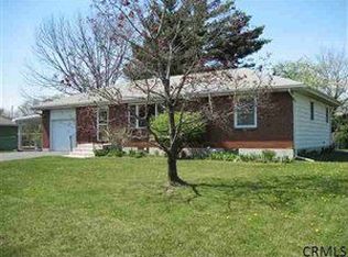 2 Rosemary Dr, Albany, NY 12211