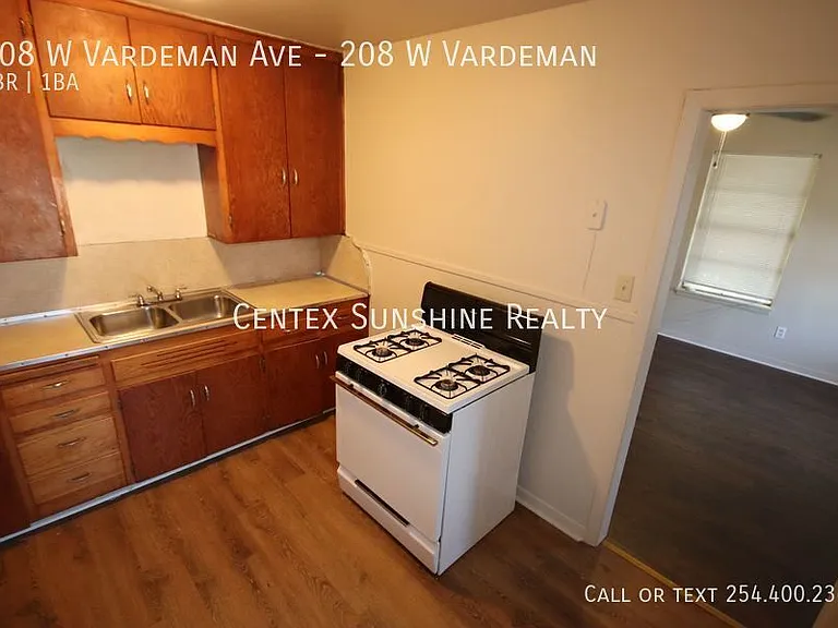 208 W Vardeman Ave #208 W VARDEMAN — Photo 12