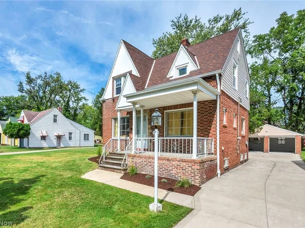 19413 Ridgewood Ave, Warrensville Heights, OH 44122