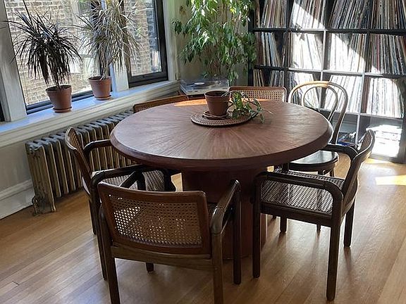 4th image of 3278 W Wrightwood Ave #2