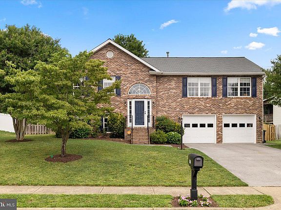 3rd image of 107 Orchid Ct