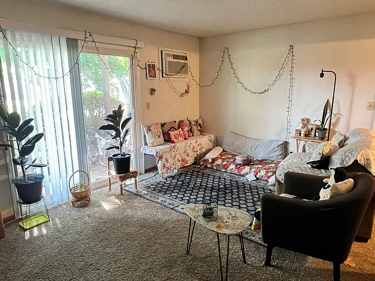 1141 S Buchanan St #1 — Photo 5