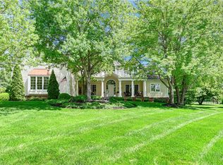 16819 S Highland Ridge Dr, Belton, MO 64012