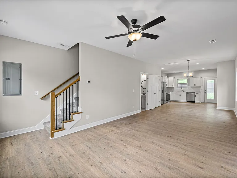 48 Cave Springs Rd — Photo 5