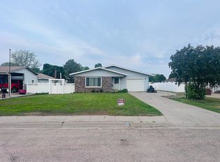 840 Elm Ave, Grant, NE 69140