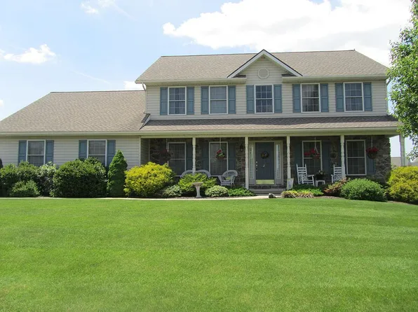 28 Norfolk Ln #L-0026, Lebanon, PA 17042