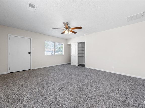 4th image of 5811 Fair Oaks Dr