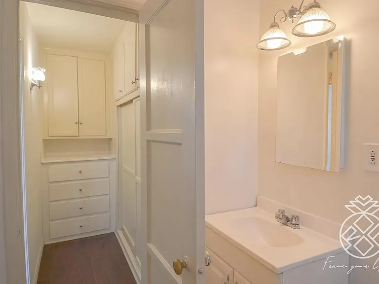 3823 Los Feliz Blvd #9 — Photo 11