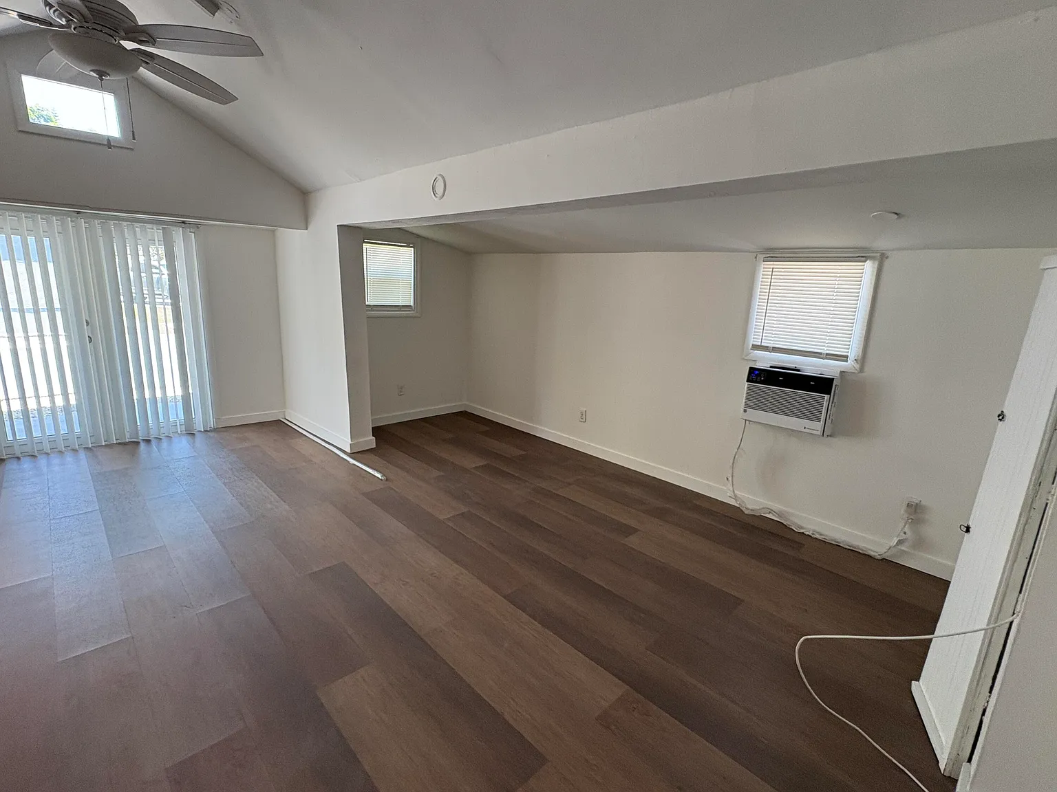Studio, 1.0 bath, 2091 sqft, $1,650 — Photo 2