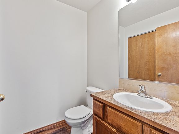 4th image of 3608 S Old Schafer Ln