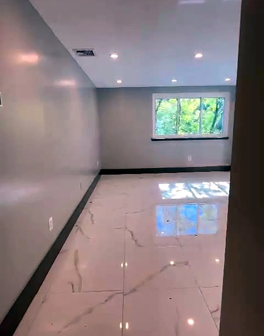2 bed, 850 sqft, $2,000 — Photo 2