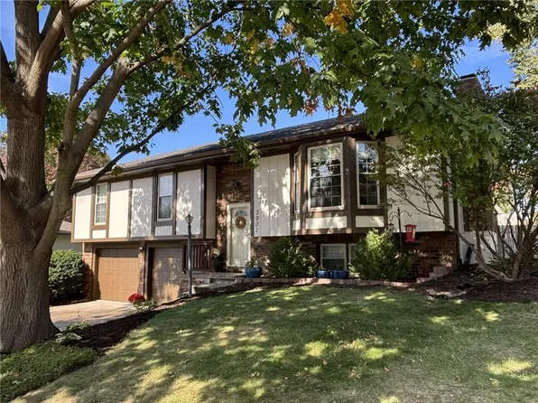 3901 W Haverill Dr, Saint Joseph, MO 64506