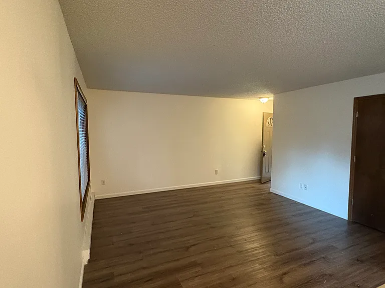 5920 S Hood Ave #3 — Photo 1