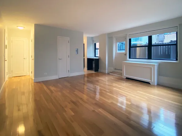 141 East 33rd Street image 1 of 9