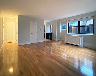 141 East 33rd Street, #2M