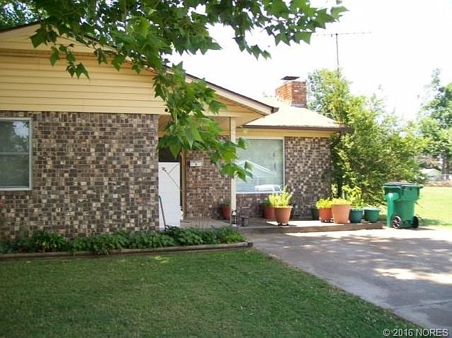 2nd image of 416 E 6th Ave