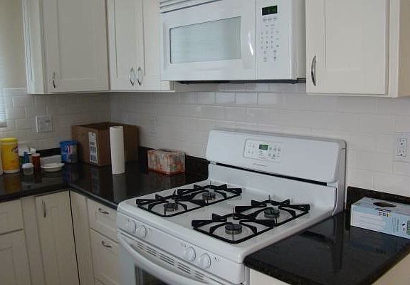 3rd image of 3924 Durand Dr