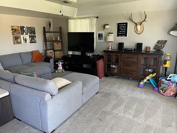 living room on 4 bedroom side