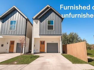 2105 Sam Wilson St #E, Houston, TX 77020