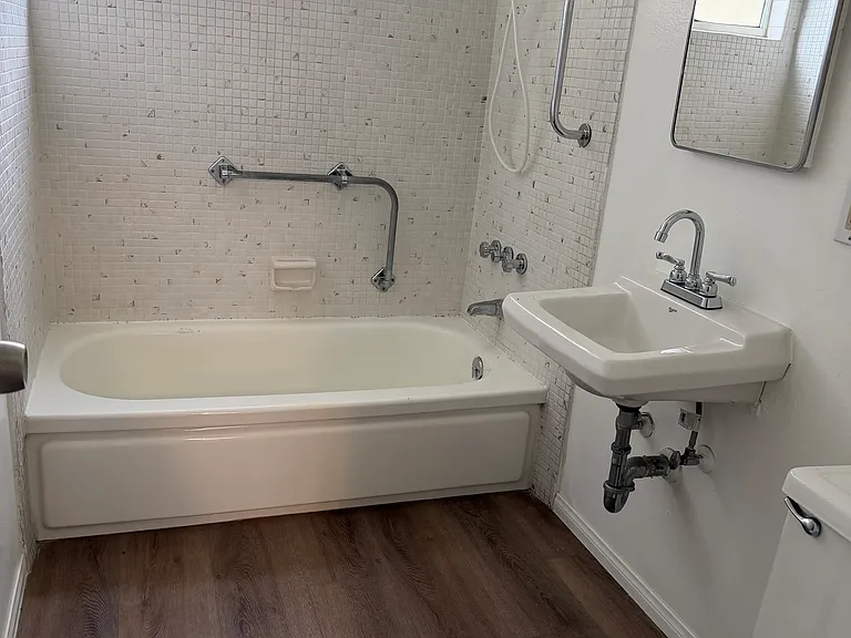 4515 Cypress Ave #B — Photo 31