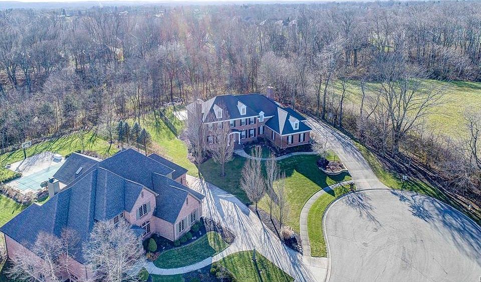 1st image of 3925 Creekway Trl