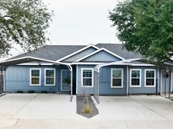 810 E Baxter St, Seguin, TX 78155