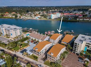 19937 Gulf Blvd APT B2, Indian Shores, FL 33785