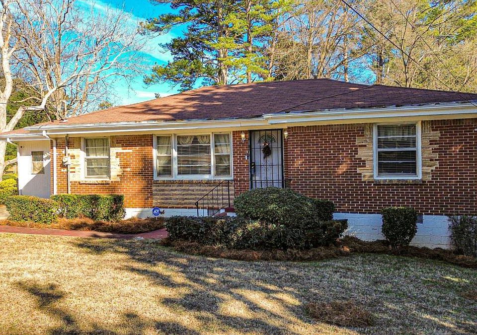 1st image of 2162 Holly Hill Dr