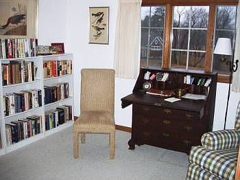 2nd image of 75 Glade Cir E
