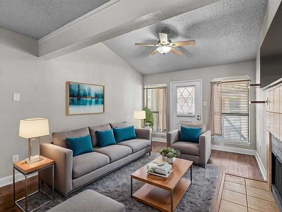 5th image of 806 W 24th St APT 326