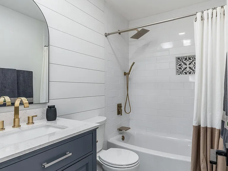 7733 E Hubbell St — Photo 22