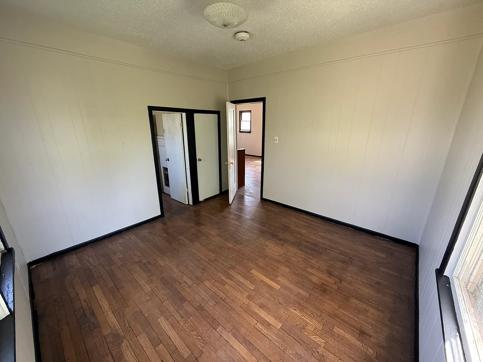 2 bed, 1440 sqft, $1,000 — Photo 2