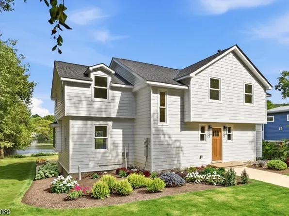 16 Yearling Trl, West Milford Twp., NJ 07421