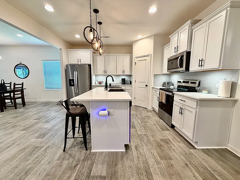 12029 Basking Dr — Photo 6