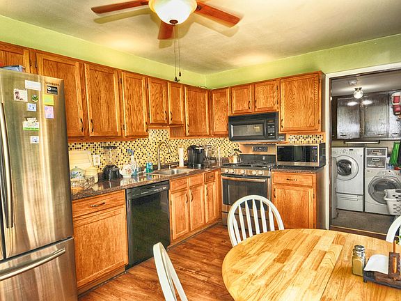 5th image of 174 Glenoak Dr
