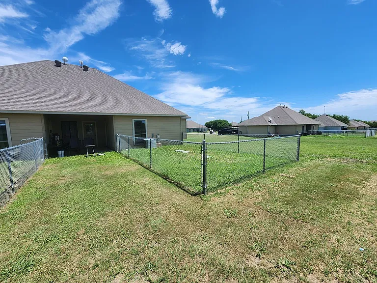 106 Collett Ct — Photo 21