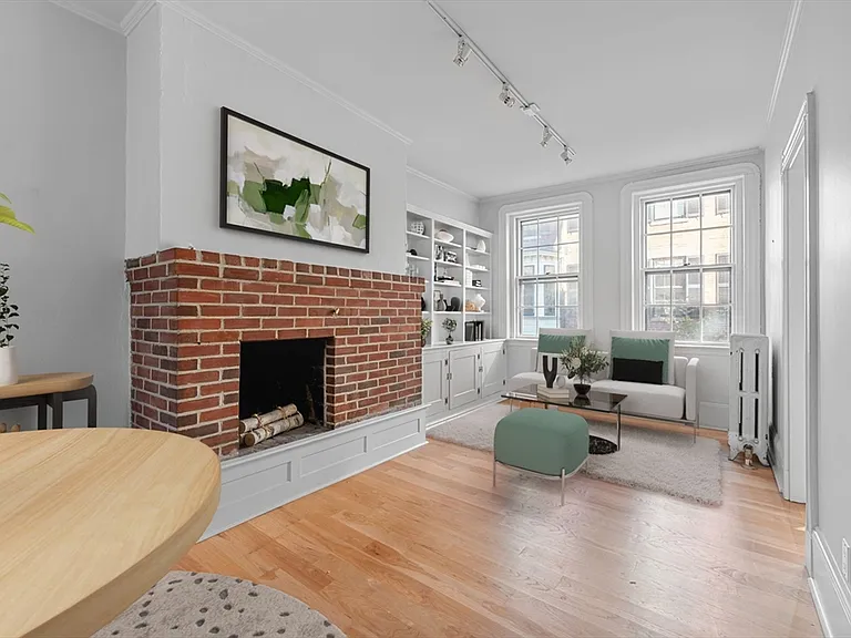 132 Myrtle St #2 — Photo 1