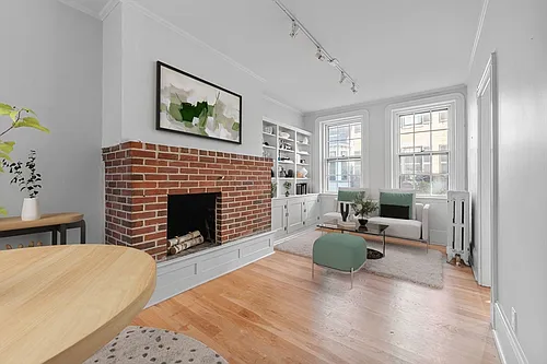 132 Myrtle St #2 Photo 1