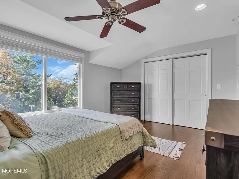 165 Riddle Ave #9 — Photo 31