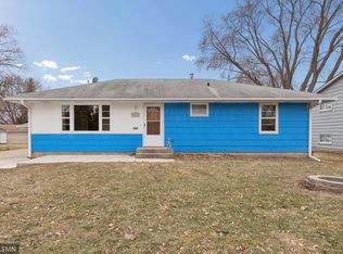 8238 Oakland Ave S, Bloomington, MN 55420
