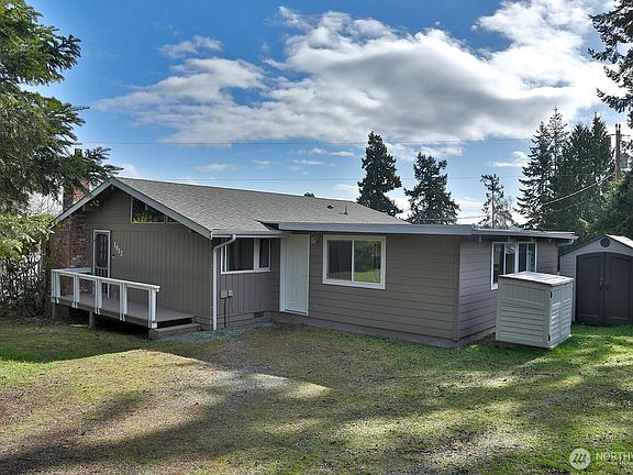 2nd image of 1412 Commodore Place