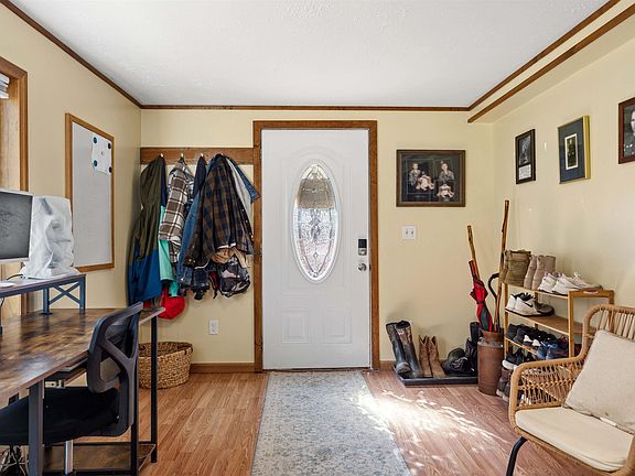4th image of 134 Endicott St