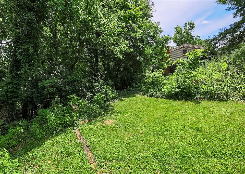 2nd image of 10433 Londonridge Ct