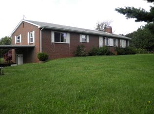 2610 Bethel Church Rd, Kernersville, NC 27284