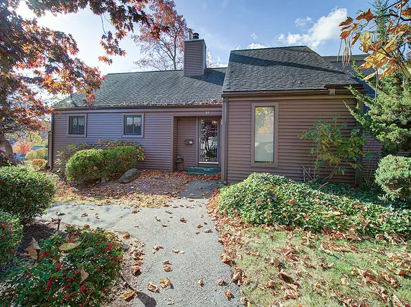 27 Hollister Way North #27, Glastonbury, CT 06033