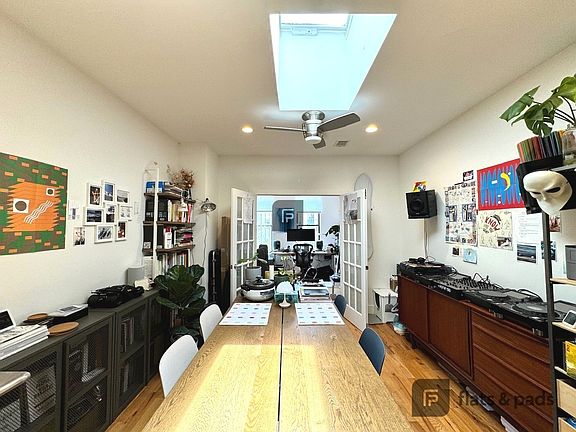 2nd image of 1482 De Kalb Ave #3L
