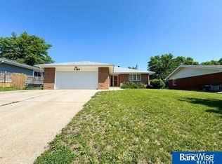 7710 Colby St, Lincoln, NE 68505