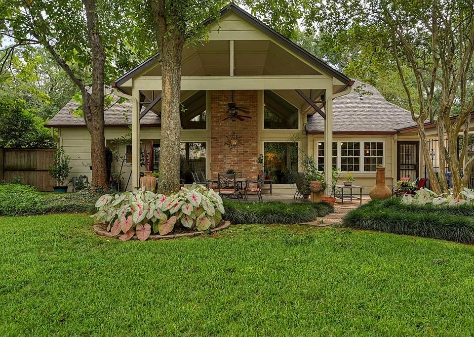 1st image of 12034 Riverview Dr